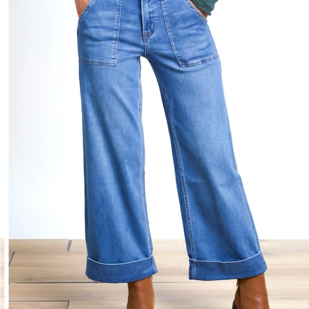 Vervet Flare Wide-Leg HR Jeans with Cuffed Hem - Picture 2 of 6